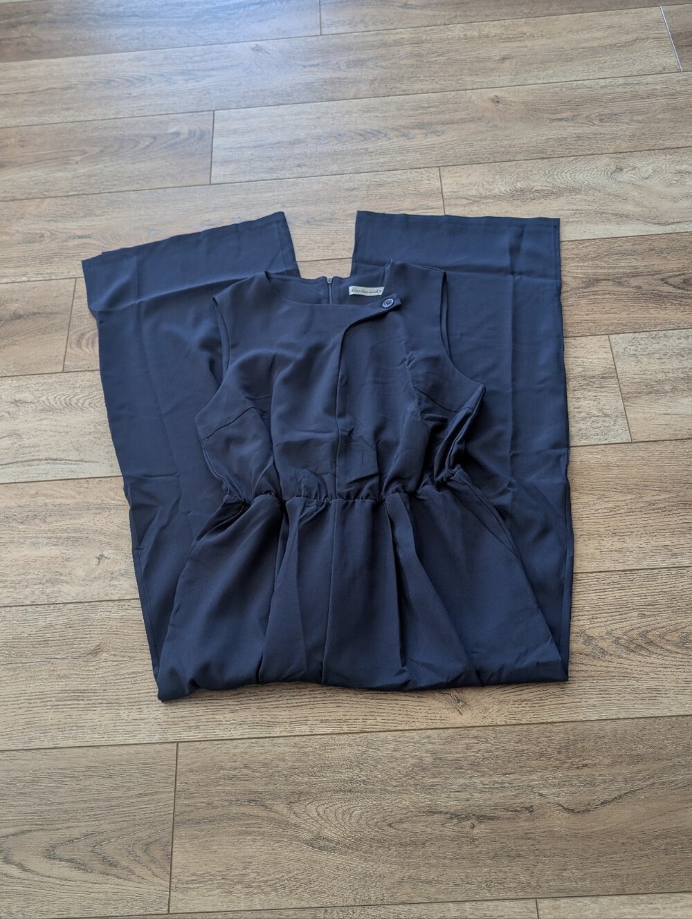 Sleeveless Black Elastic-Waist Wide-Leg Jumpsuit